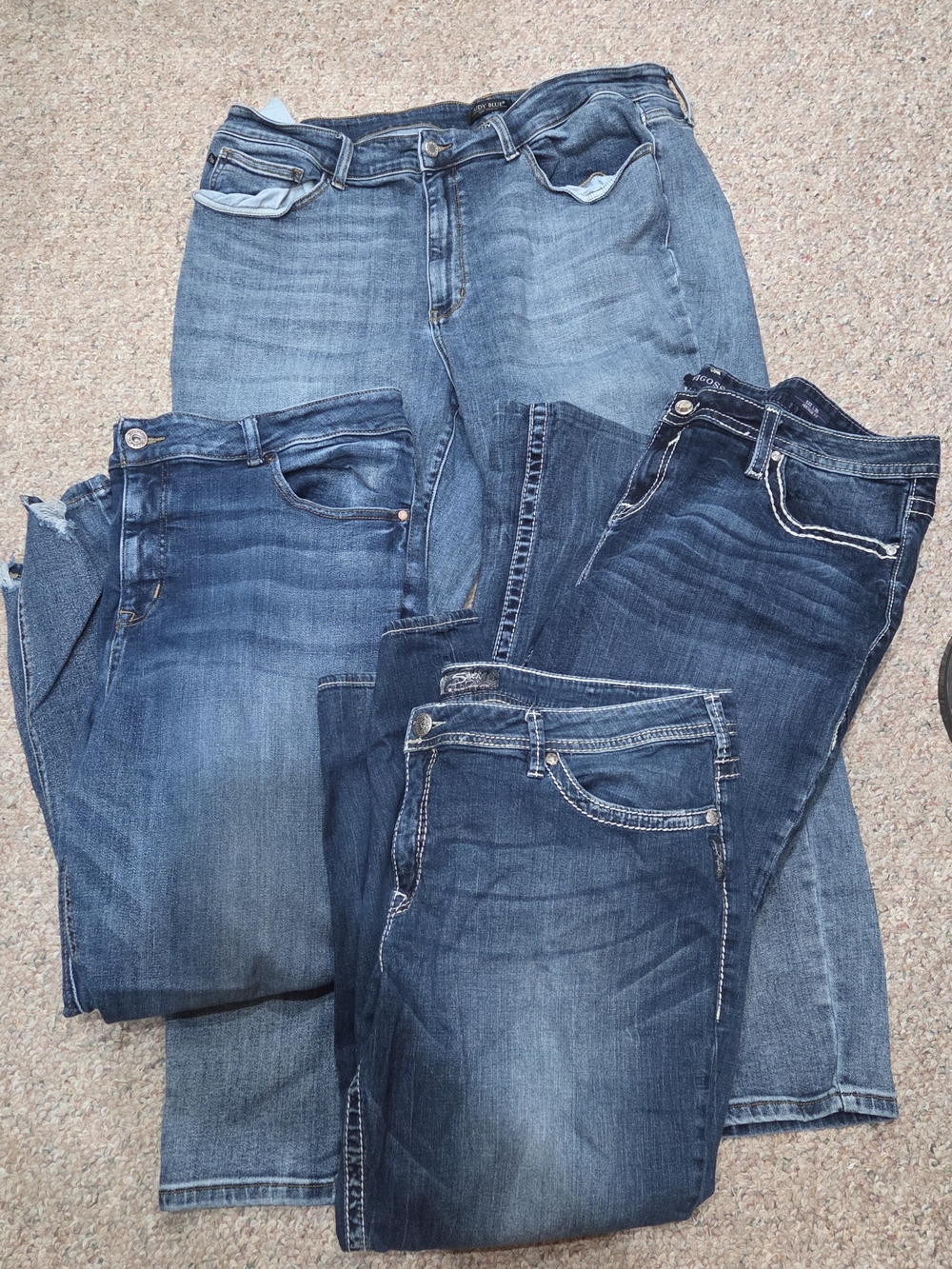 Lot of women's plus size 22 jeans